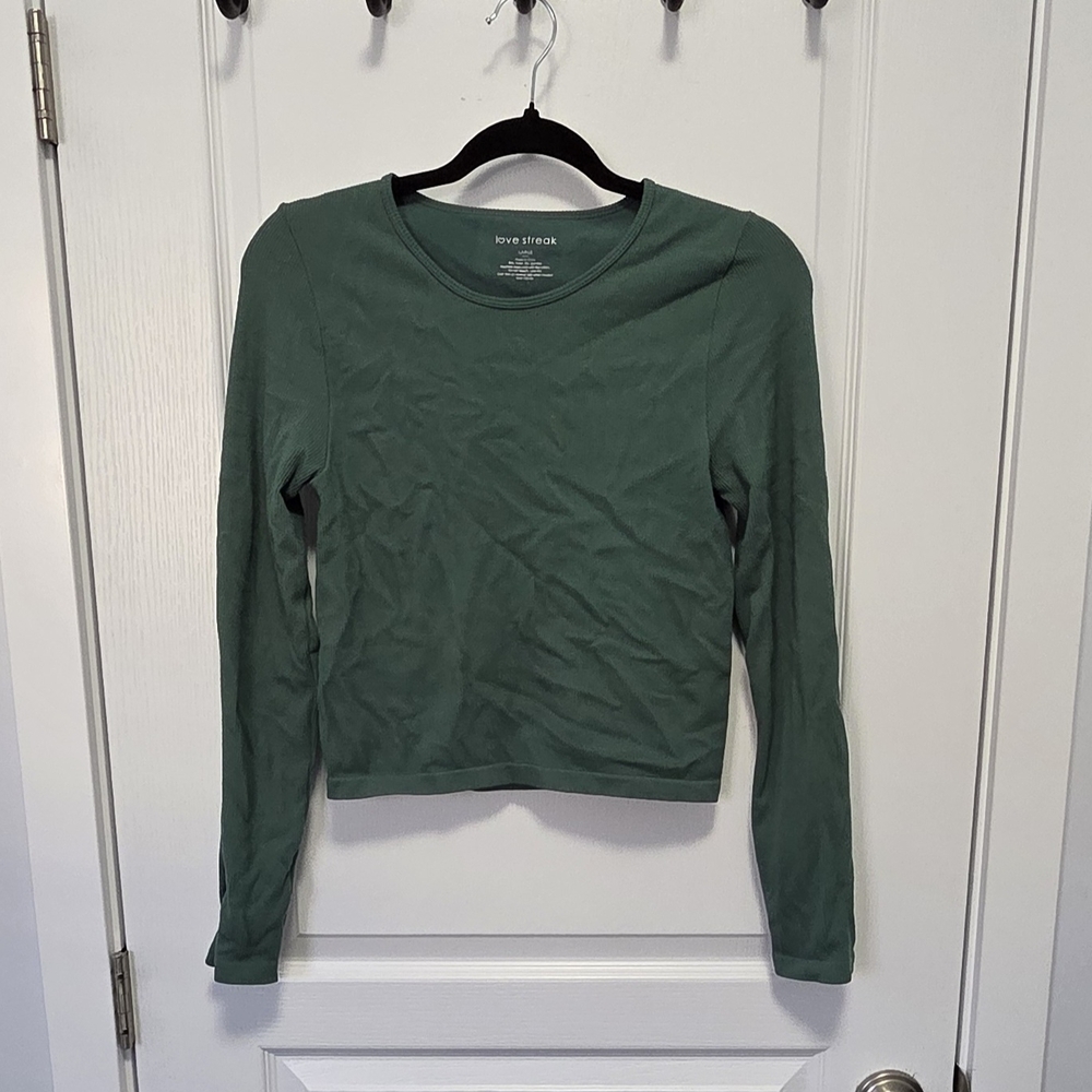 Fitted Green Long Sleeve Crop Tee